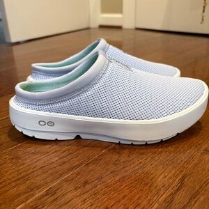 OOFOS Periwinkle Mesh Mules - women’s size 7.5